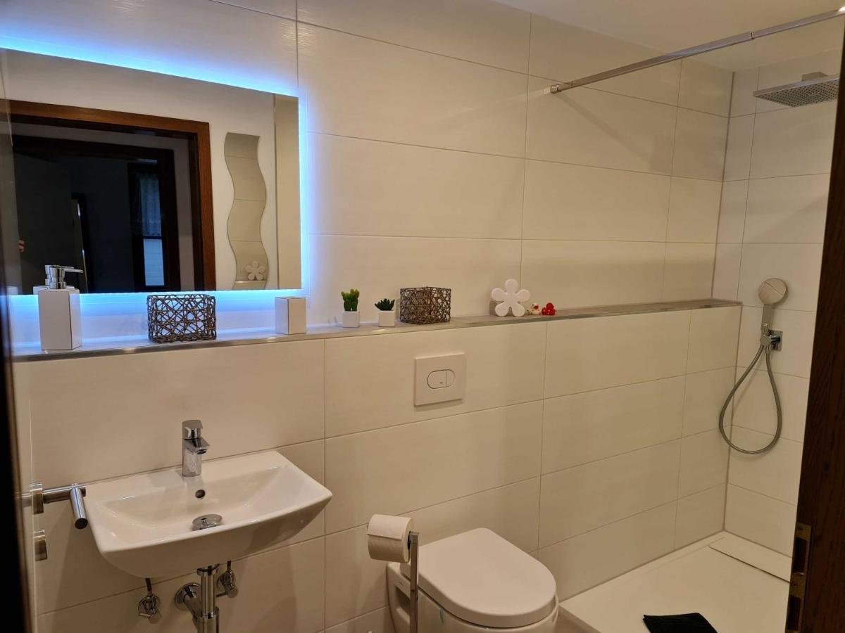 Ferienwohnung Gemmel Overath Ngoại thất bức ảnh