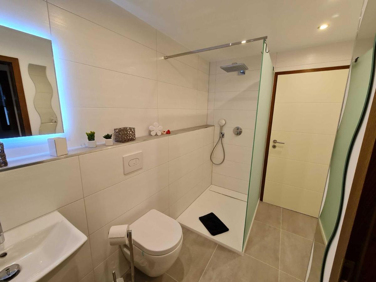 Ferienwohnung Gemmel Overath Ngoại thất bức ảnh